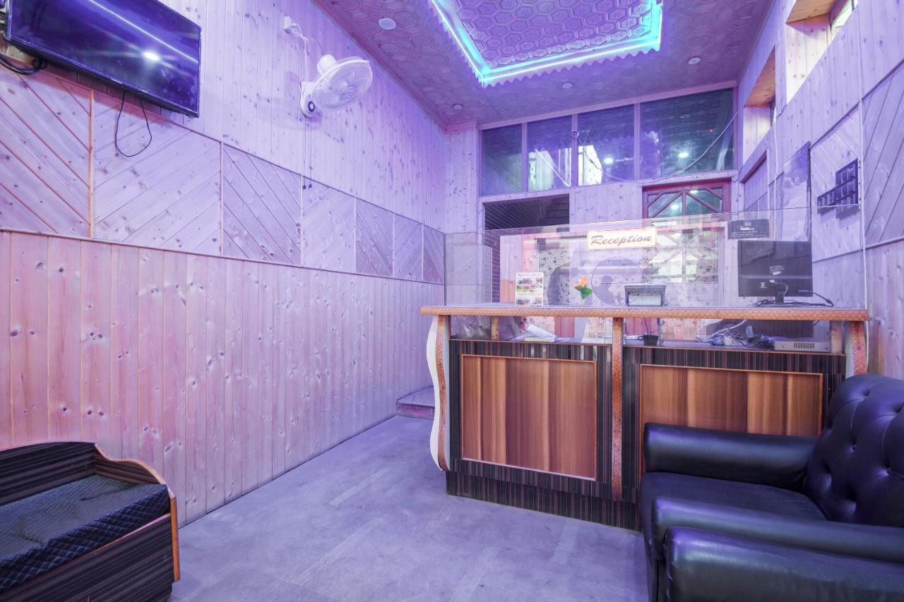 Oyo Hotel New Divine Kashmir Durgjan Esterno foto