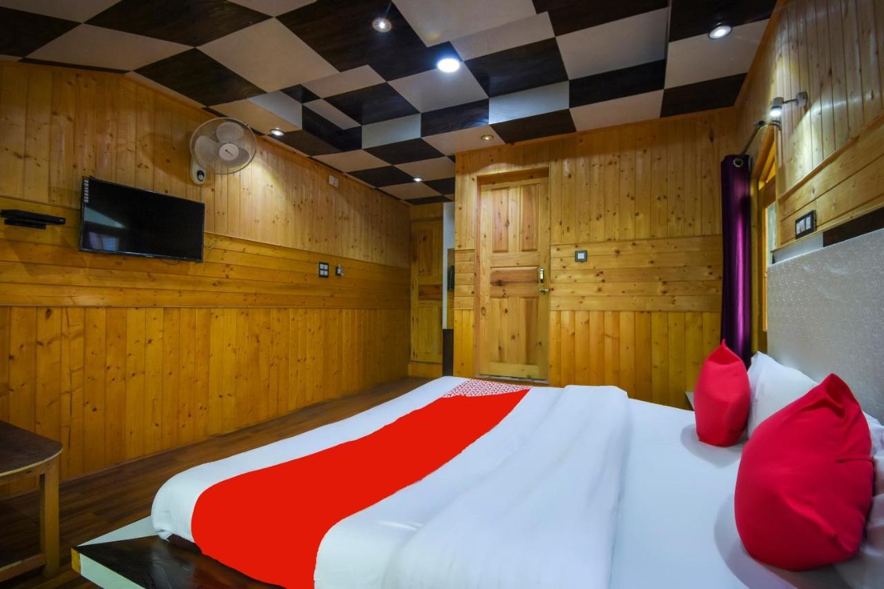 Oyo Hotel New Divine Kashmir Durgjan Esterno foto