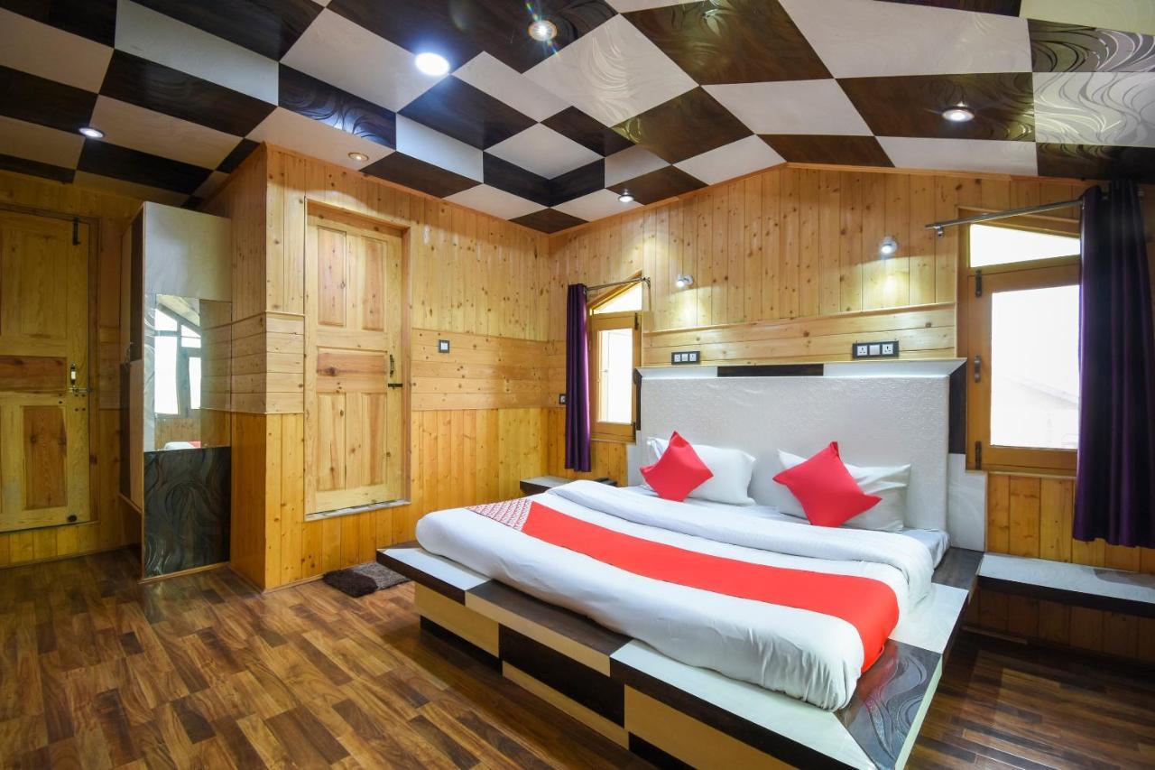 Oyo Hotel New Divine Kashmir Durgjan Esterno foto